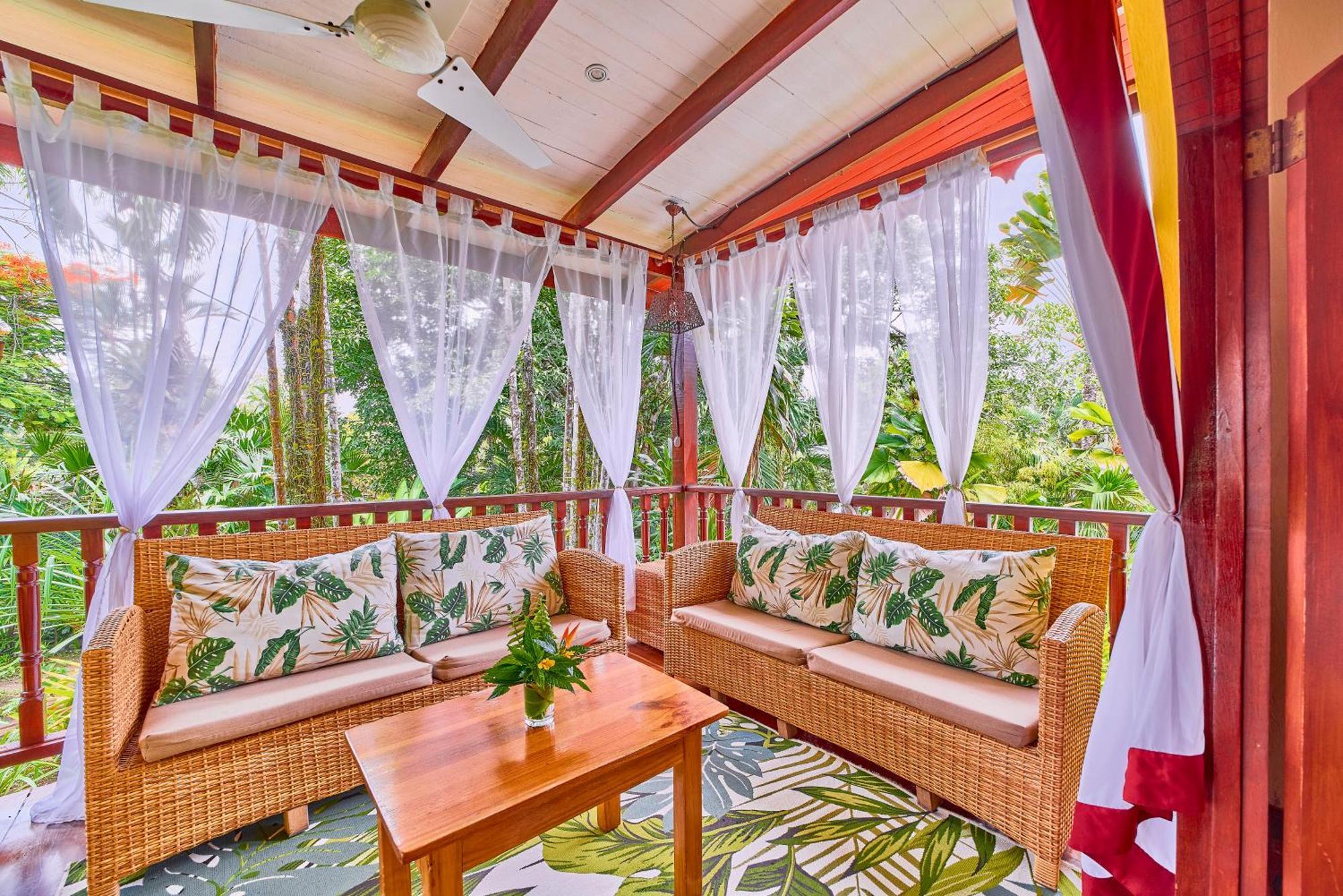 Hotel El Encanto กาอุยตา ภายนอก รูปภาพ