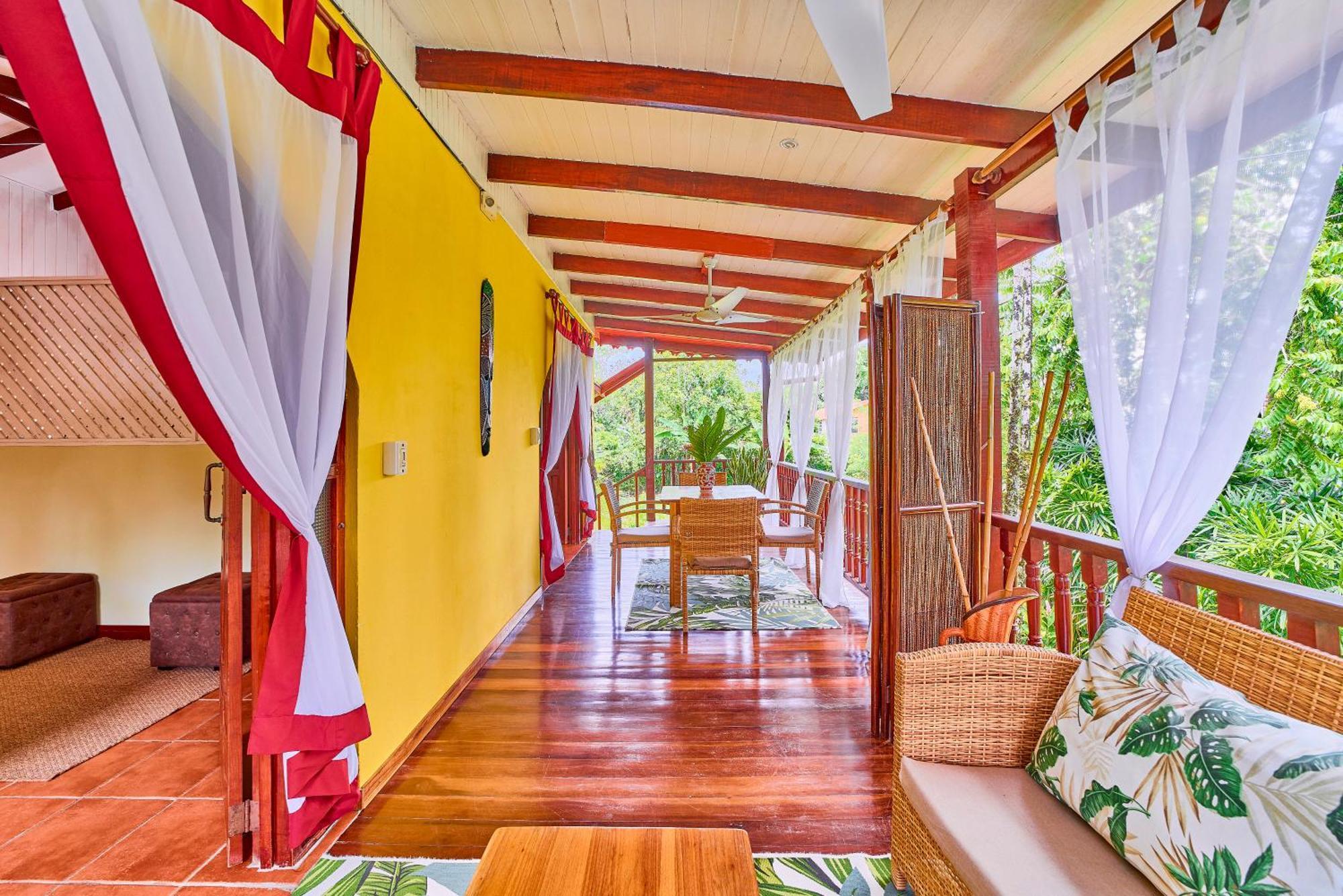 Hotel El Encanto กาอุยตา ภายนอก รูปภาพ