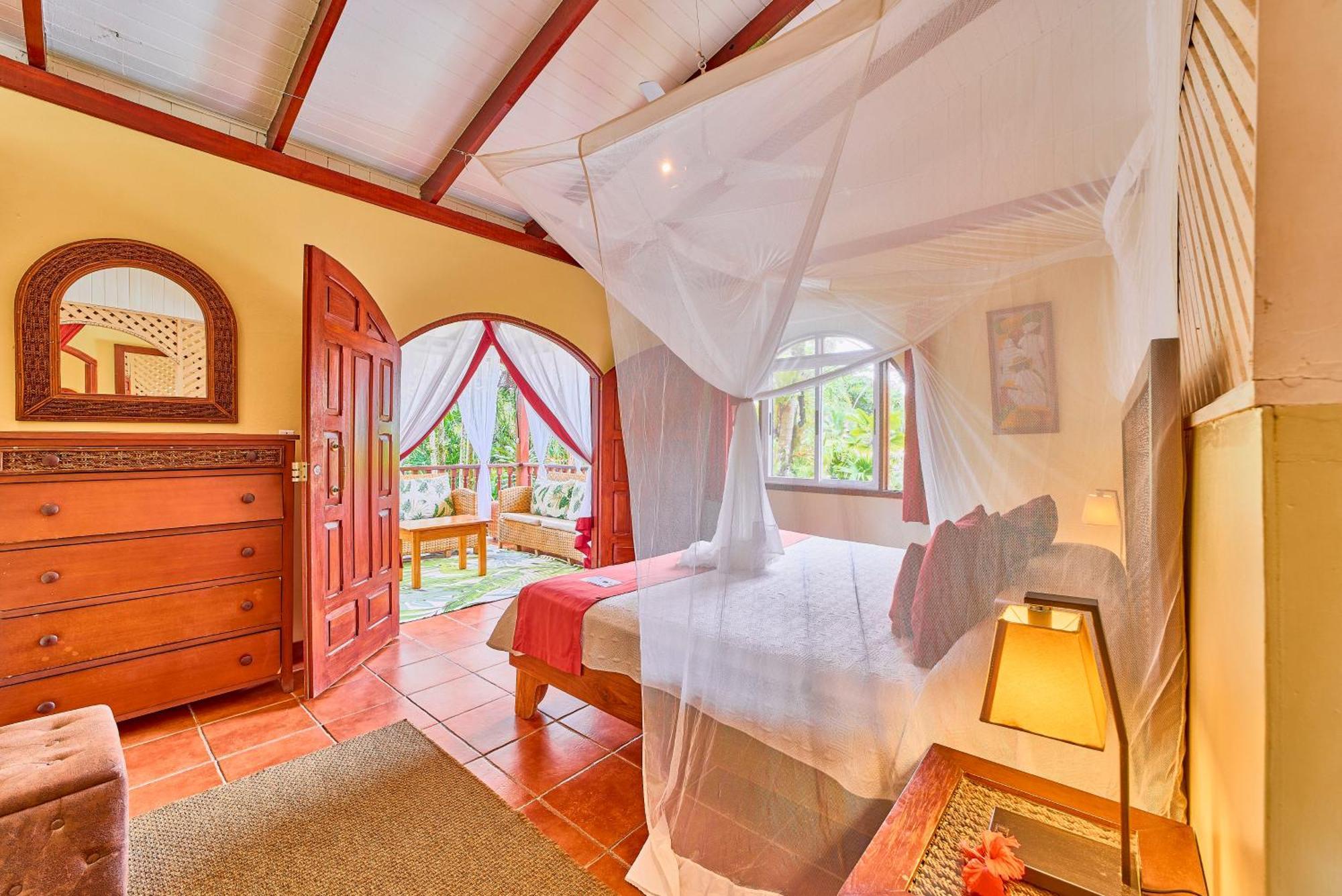 Hotel El Encanto กาอุยตา ภายนอก รูปภาพ