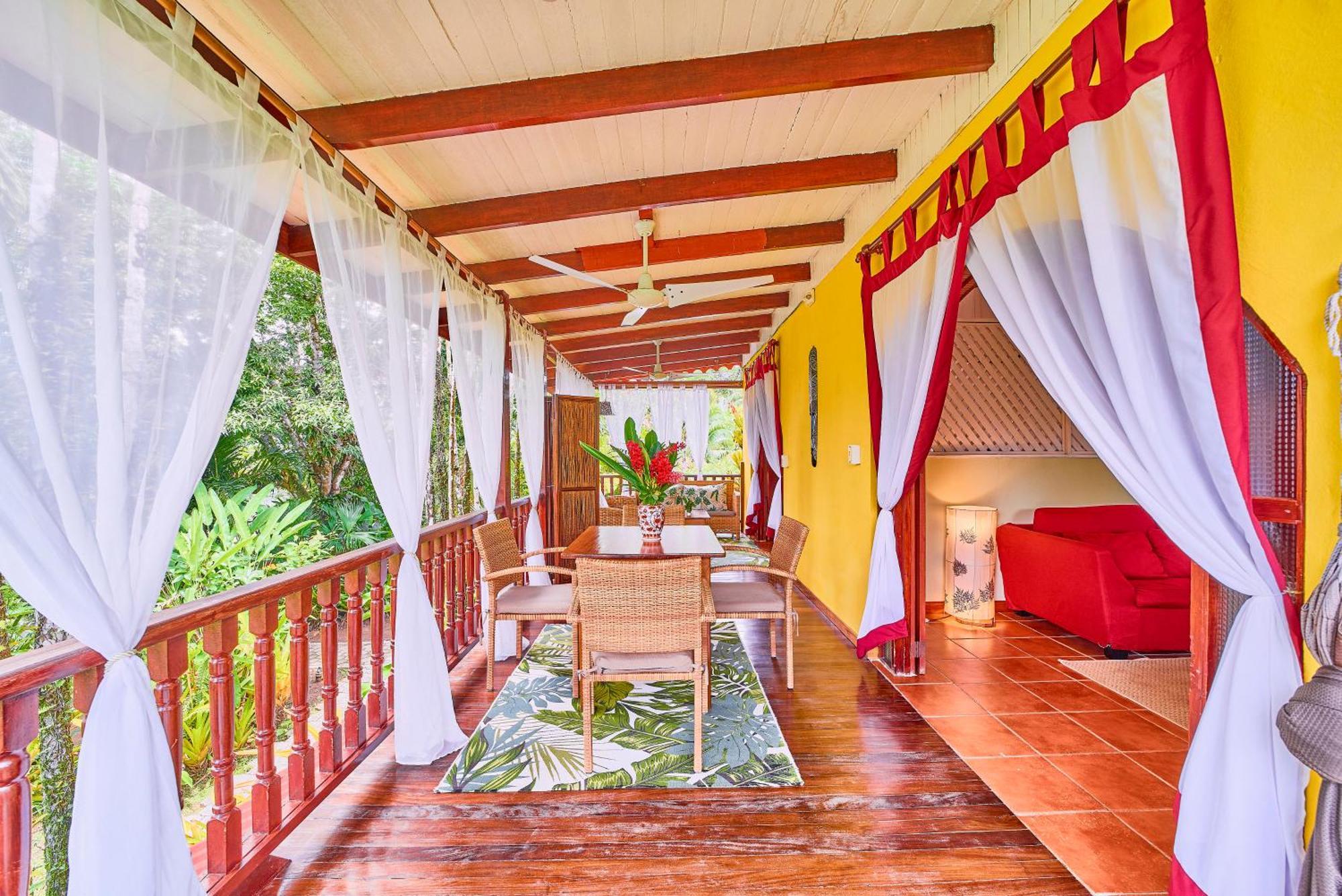 Hotel El Encanto กาอุยตา ภายนอก รูปภาพ