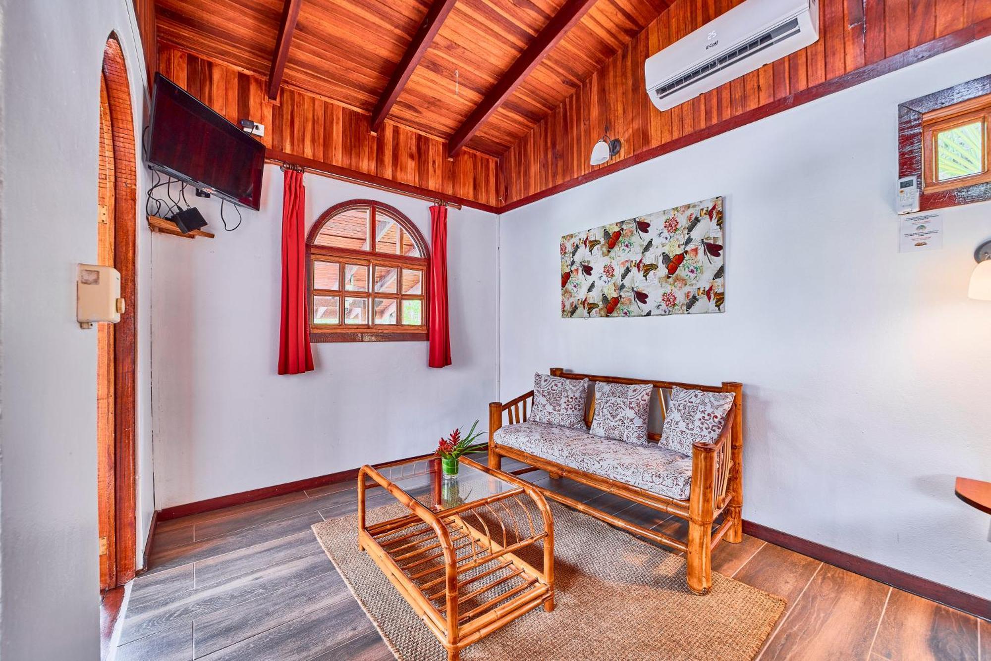 Hotel El Encanto กาอุยตา ภายนอก รูปภาพ